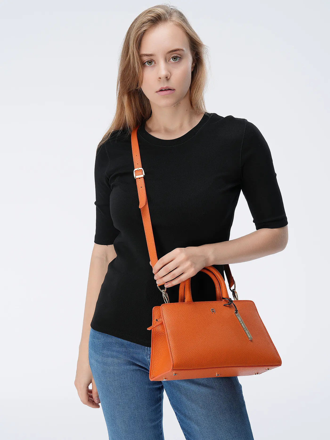 AIGNER | Ledertasche - Henkeltasche CYBILL | 